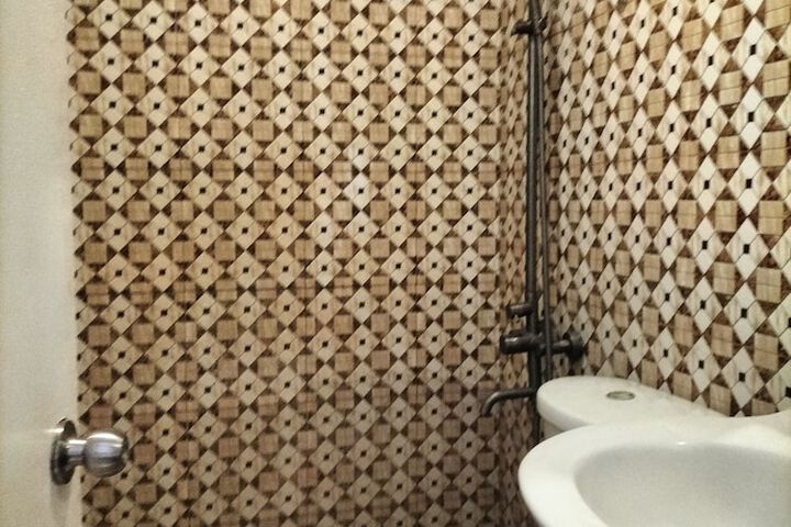 Room 62 of 83
