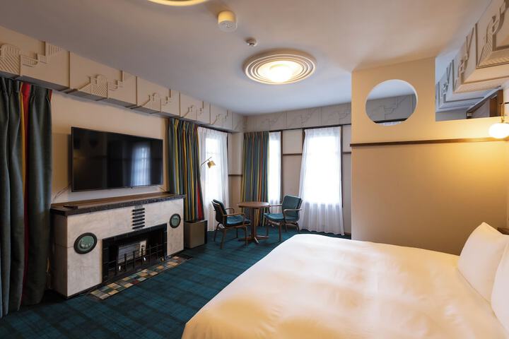 Room 31 of 106
