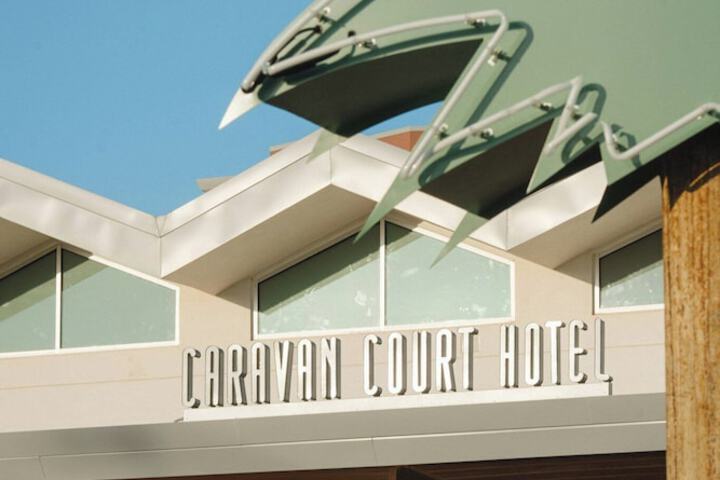 Photo of Caravan Court Hotel