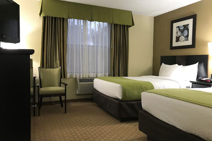 Room 4 of 18
