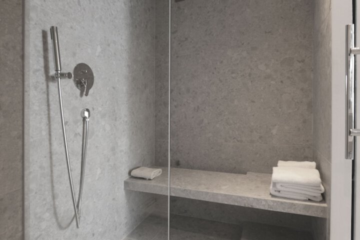 Clean Restrooms