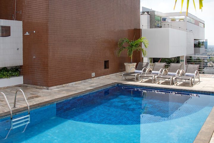 Pool 16 of 36