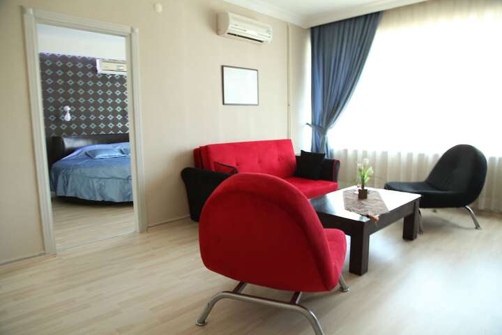 Room 15 of 30