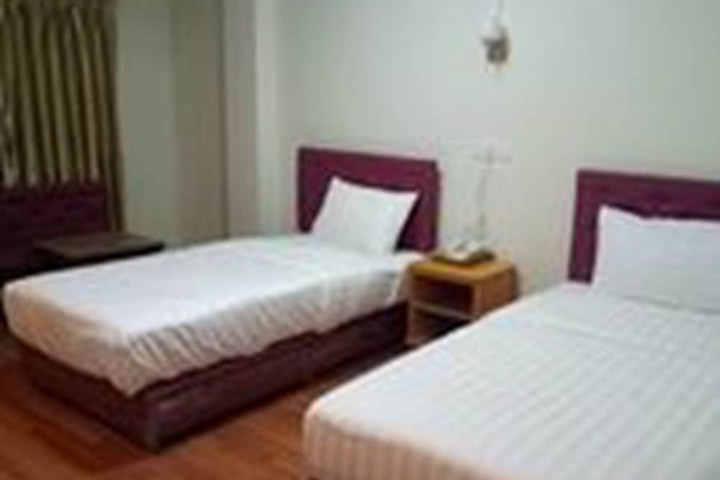 Room 5 of 45
