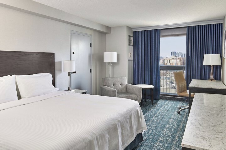 Executive Room 1 King Bed (4 of 22)