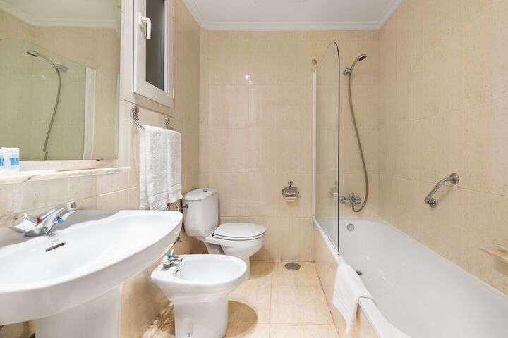 Clean Restrooms