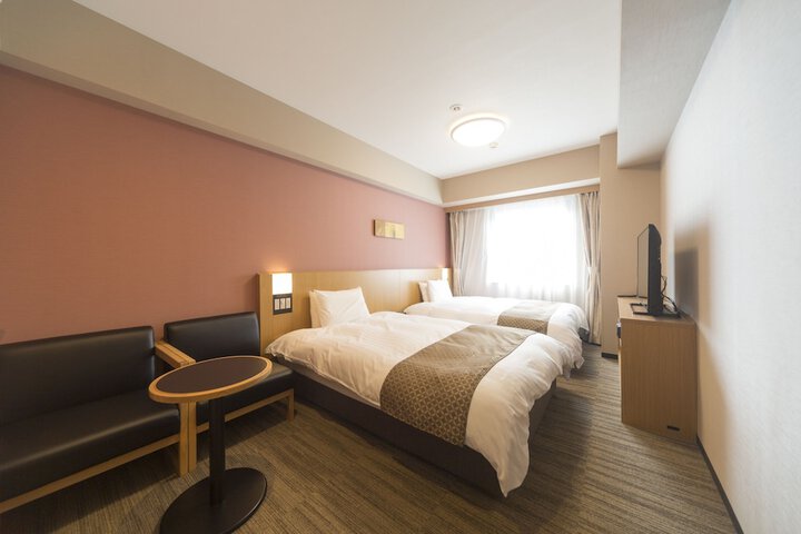 Room 6 of 78