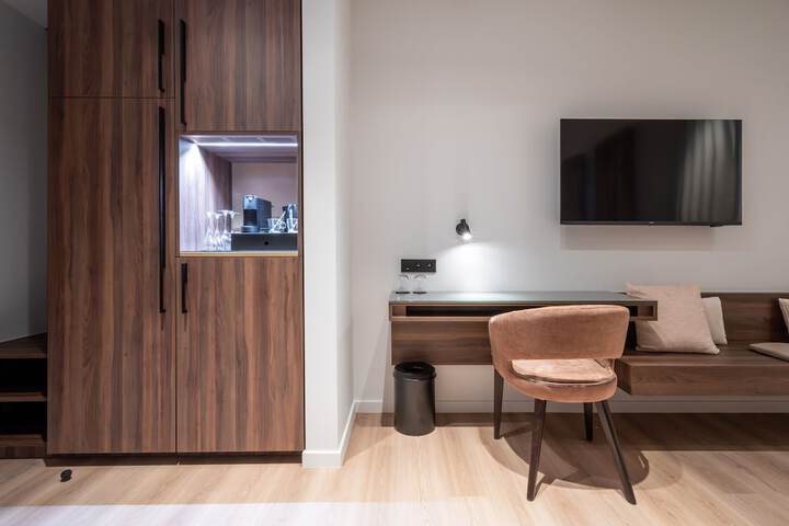 Room 11 of 62