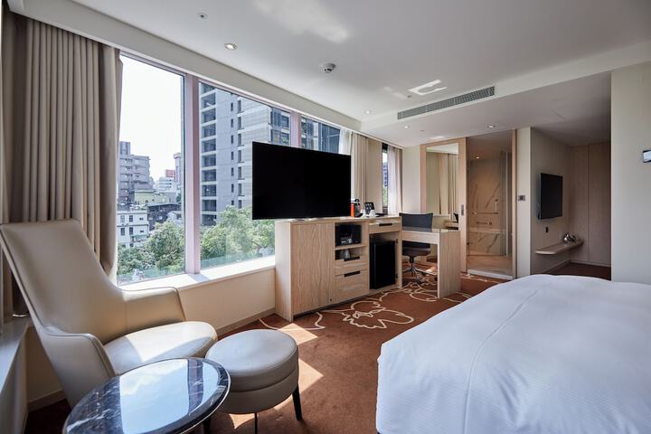 Room 38 of 121