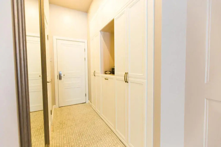 Room 21 of 42