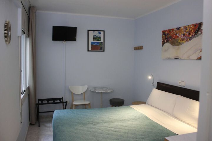 Room 13 of 63