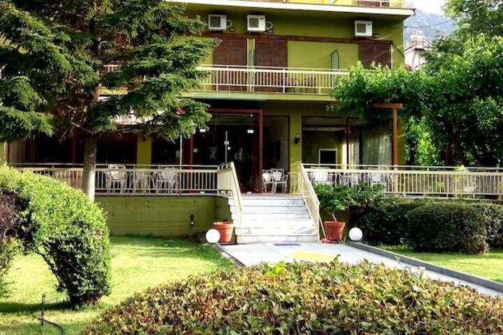 Hotel 7 of 22