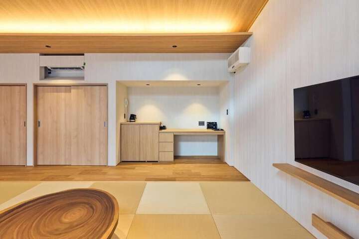 Room 12 of 55