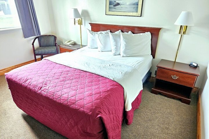 Room 11 of 15