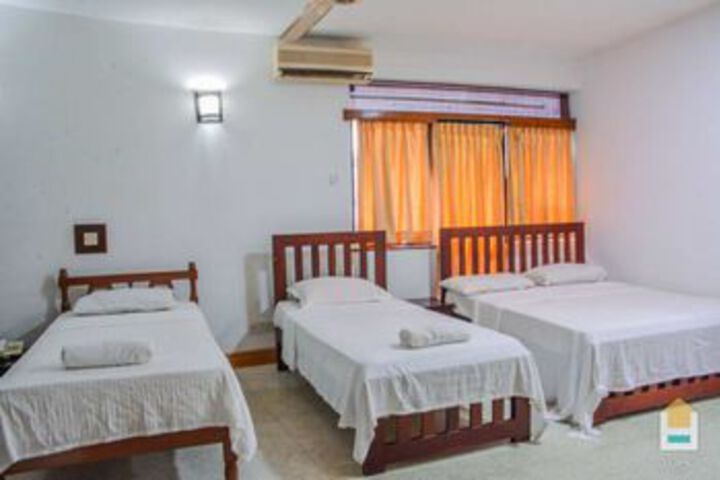 Room 17 of 26