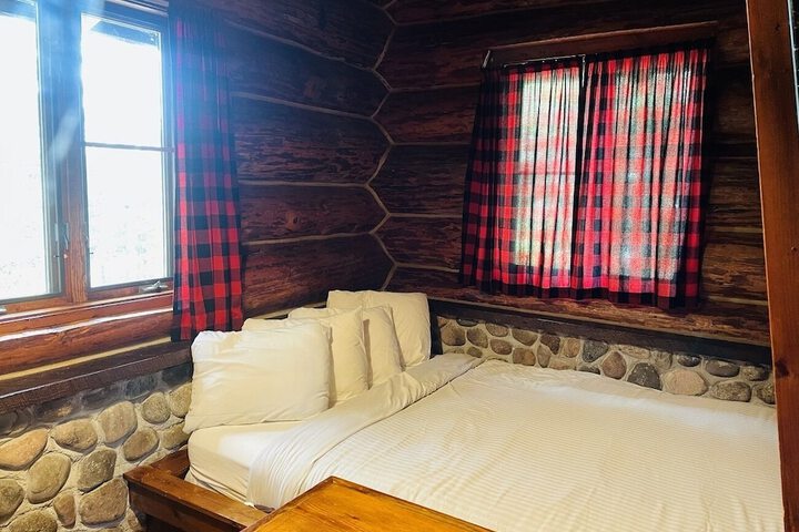Room 34 of 131