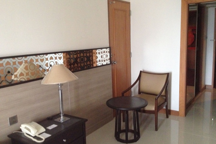 Room 28 of 59