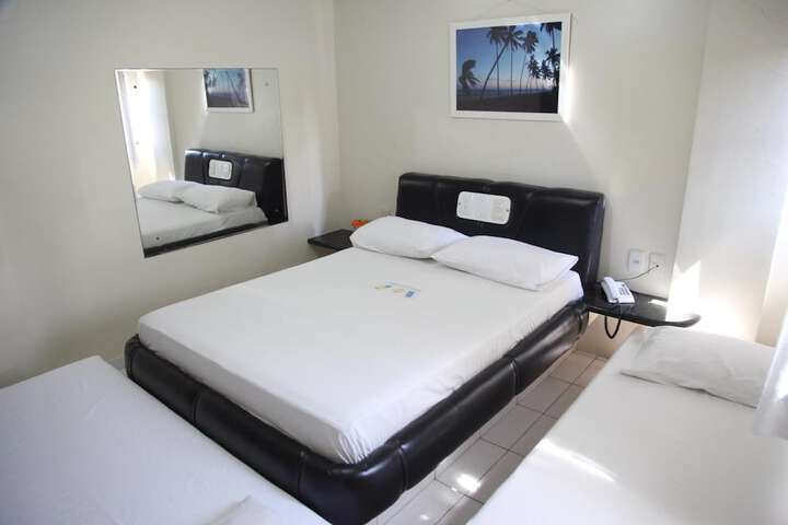 Room 18 of 31