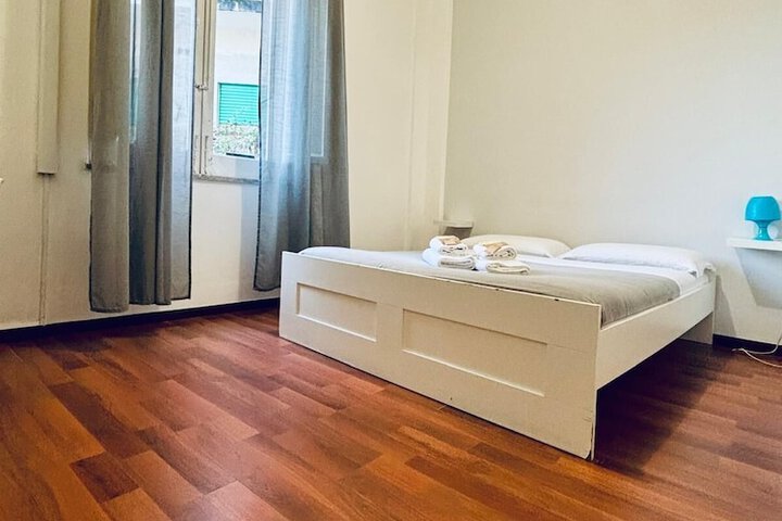 Room 11 of 25