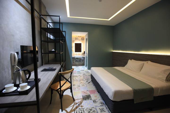 Room 10 of 69