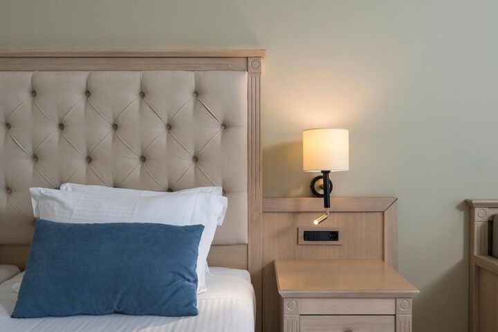 Room 124 of 340