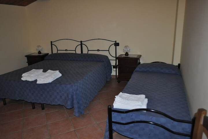 Room 30 of 50