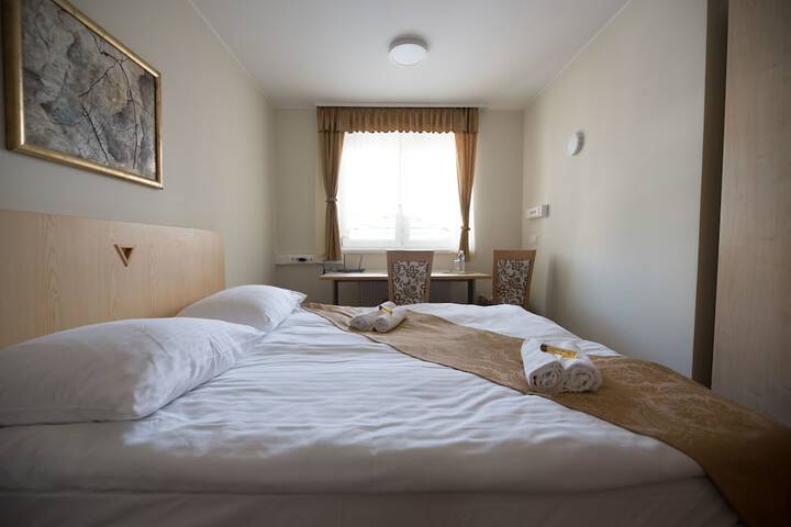 Room 18 of 69