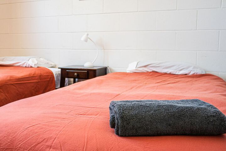 Room 15 of 40