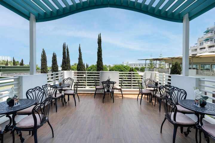 Terrace/Patio 165 of 171