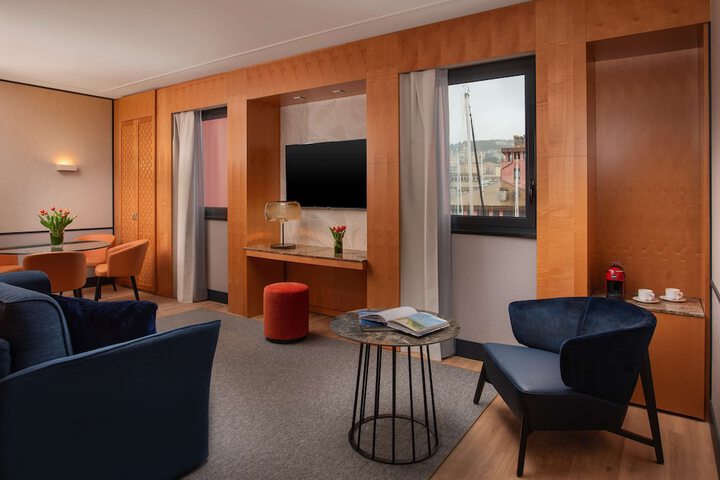 Room 10 of 58