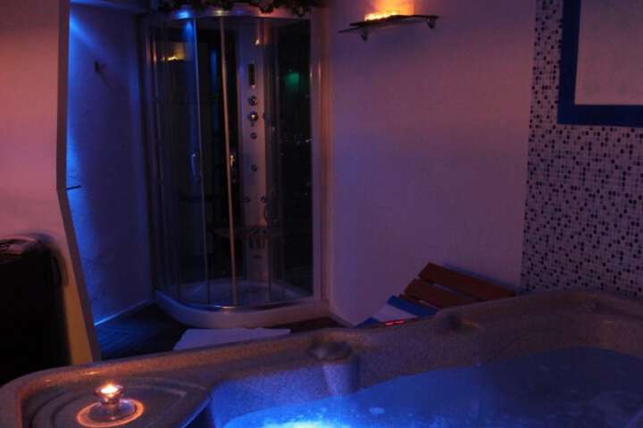 Spa 28 of 54