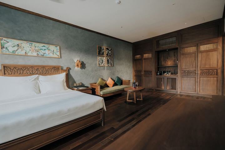 Room 22 of 63