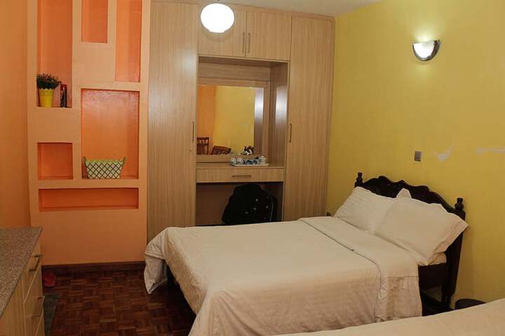 Room 5 of 15