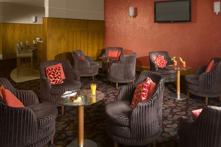 Lounge 134 of 192