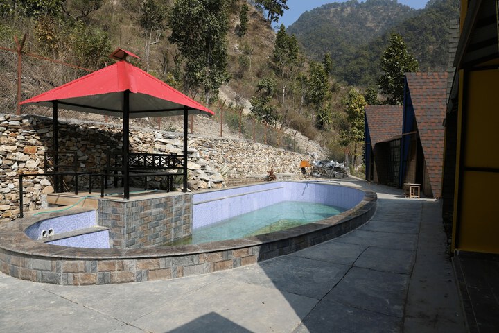 Pool 23 of 36