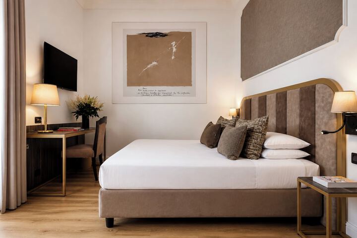 Room 43 of 115