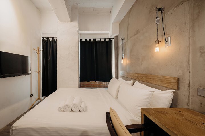 Room 35 of 67
