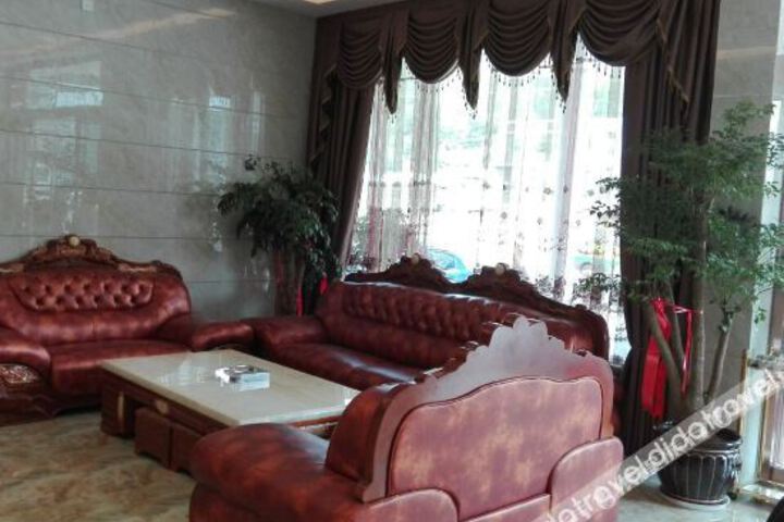 Hotel Interior 8 of 24