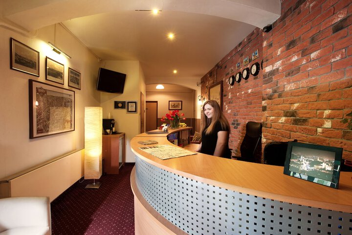 Reception hall