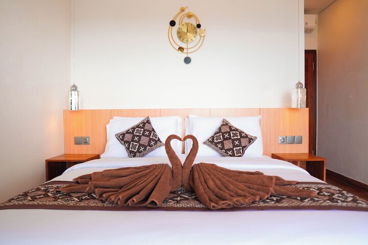 Room 2 of 21