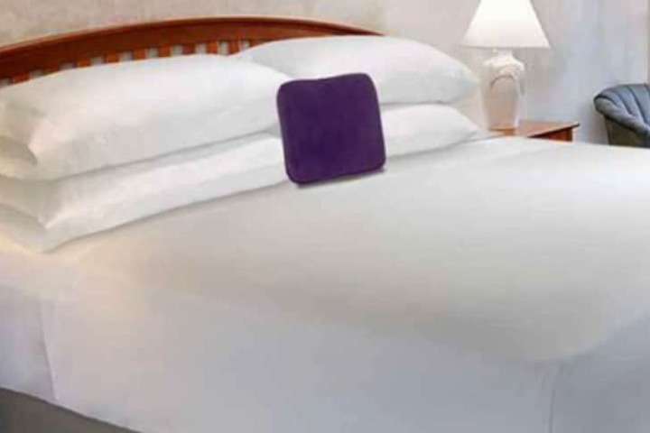 1 King Bed (8 of 13)
