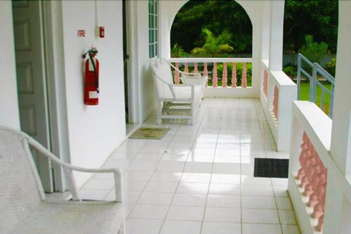 Property Grounds 22 of 28
