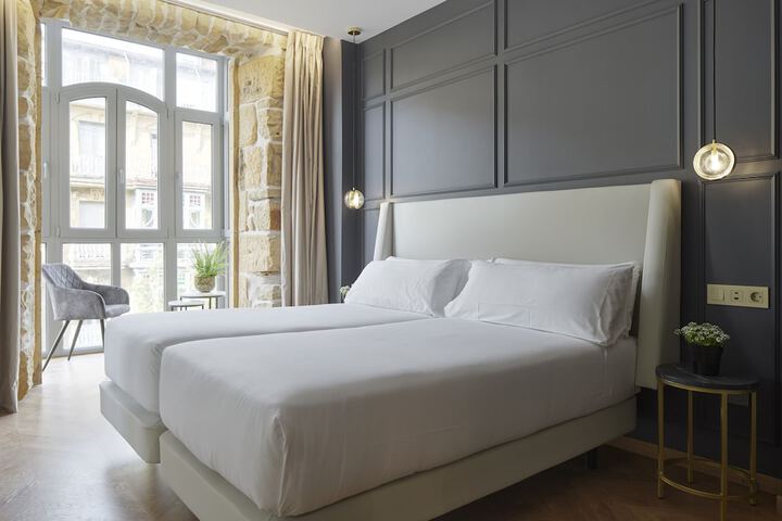 Room 8 of 39