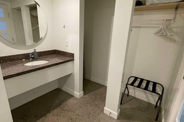 Room 43 of 52