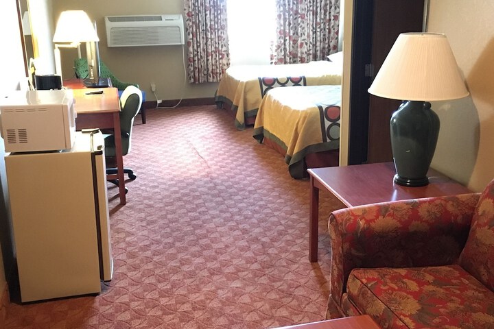 2 Double Beds (10 of 22)