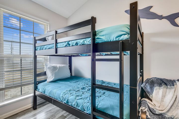 Room 5 of 46