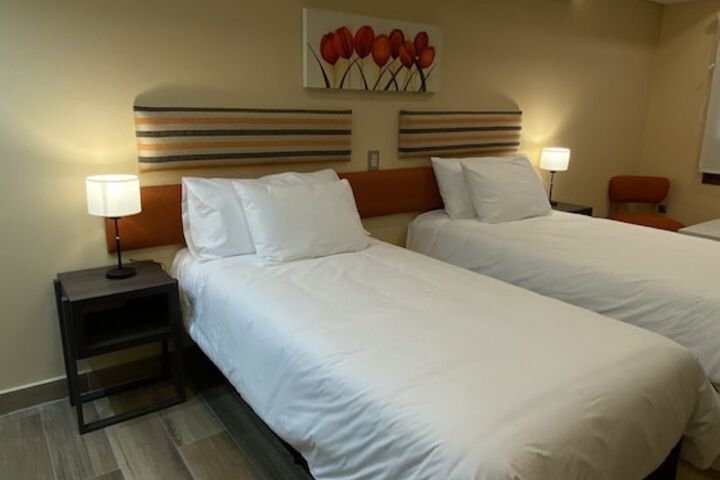 Room 9 of 44