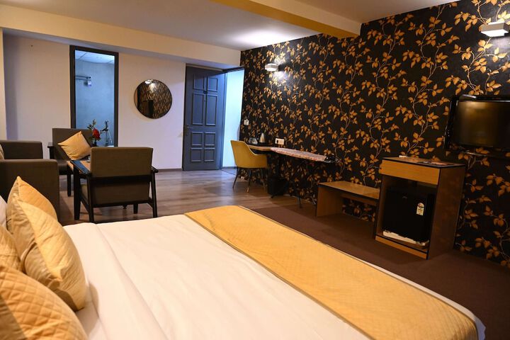 Room 7 of 21
