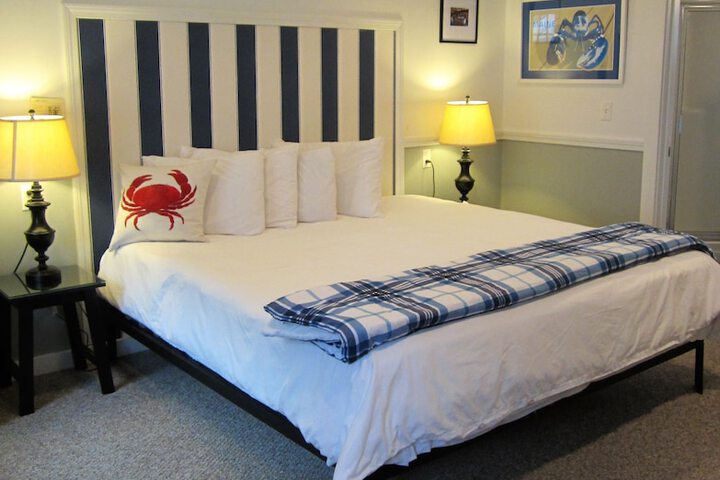 Room 5 of 51