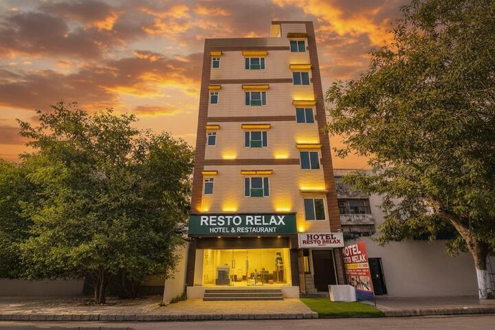 Fabhotel Resto Relax